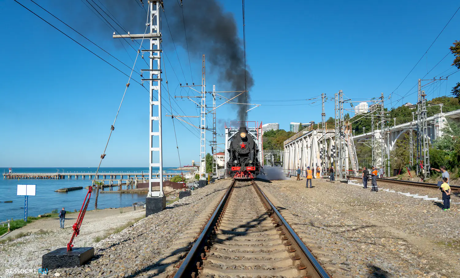 Ретро поезд Золотой орел