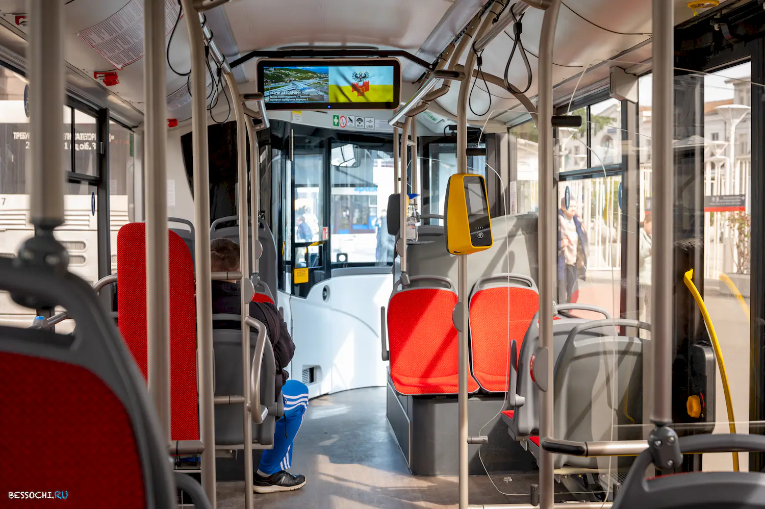 МАЗ 303