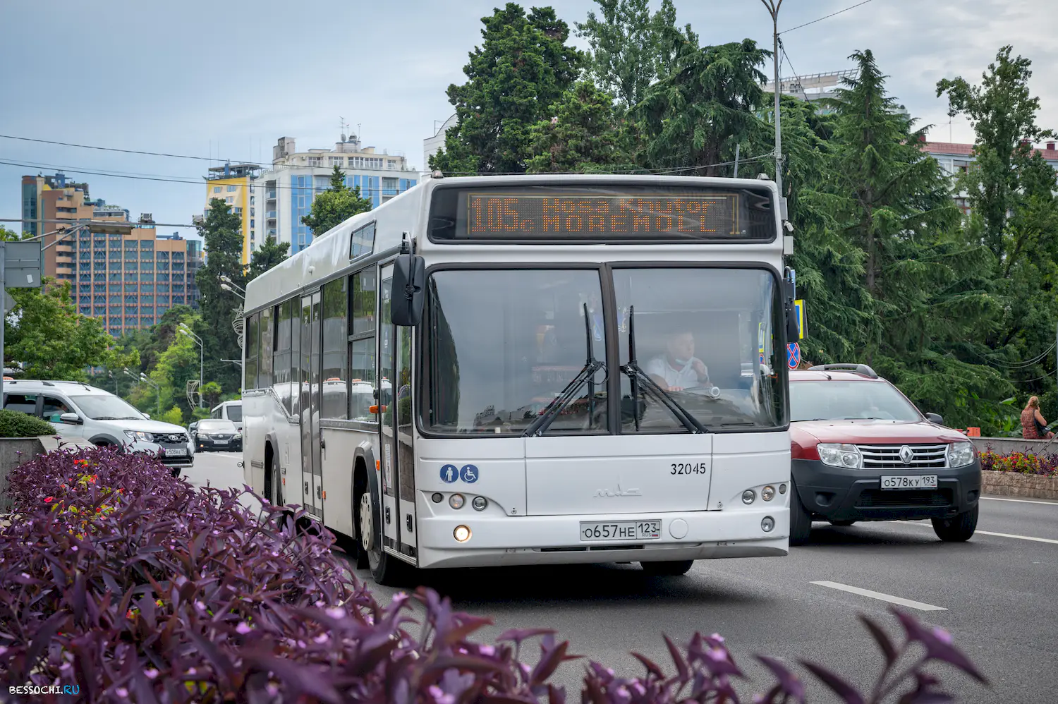 МАЗ 103